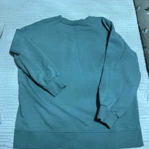 Lulu perfectly oversized crew